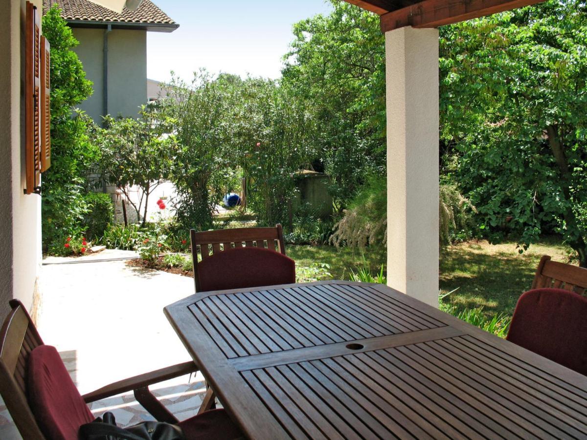 Holiday Home Margit - Prm115 By Interhome Premantura Exterior foto